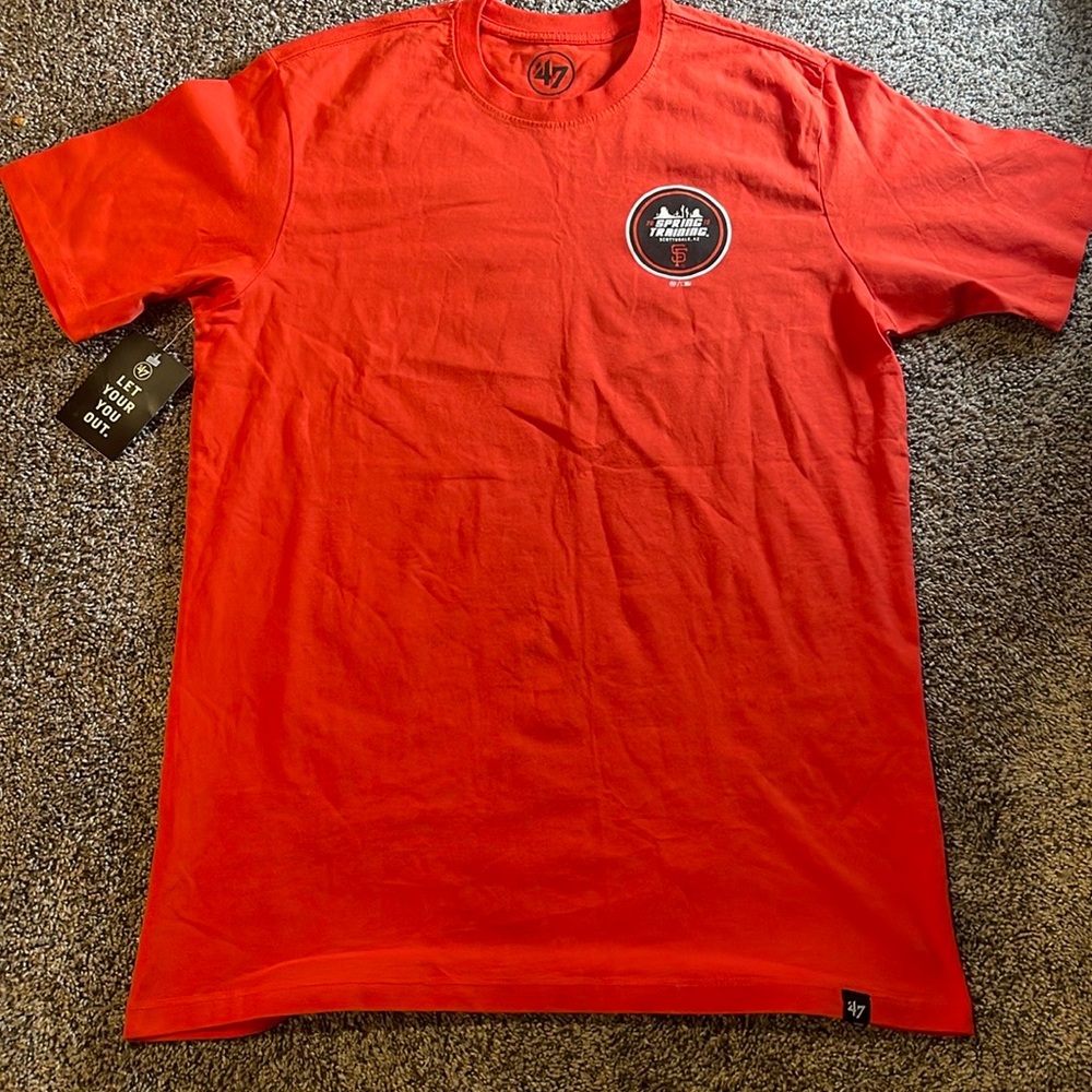 NWT San Francisco Giants 2019 Cactus League Spring Training Shirt. Size Small.
